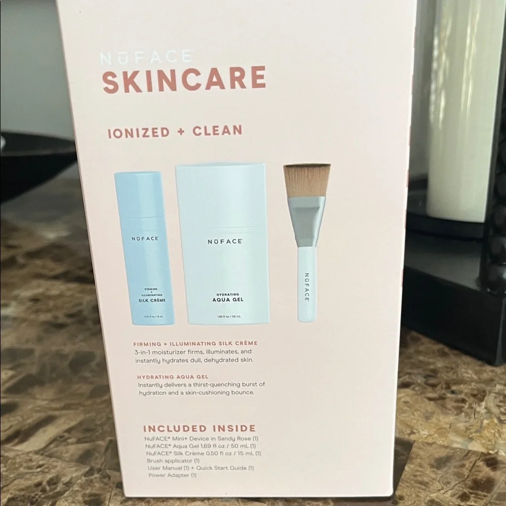NuFace Petite Facial Toning Device Starter Kit in Pink